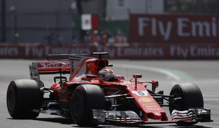 Sebastian Vettel largará primero en la carrera de hoy. /Foto AP