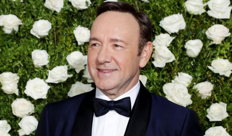 Además de desempeñarse como actor, también se ha desarrollado como director, guionista y cantante. /Foto EFE