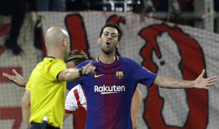 Sergio Busquets lamentó la falta de acierto en arco rival. /Foto AP
