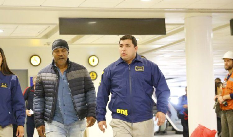 Tyson en Chile /Foto @PDI_CHILE 