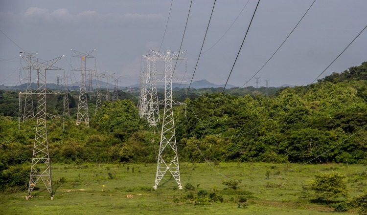 La mayor parte de la generación de energía eléctrica se genera en Chiriquí y Bocas del Toro, y la mayoría son renovables. Archivo