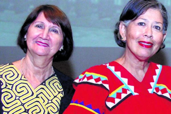 7. Hady Del Pino y Ada Mercedes Vives.