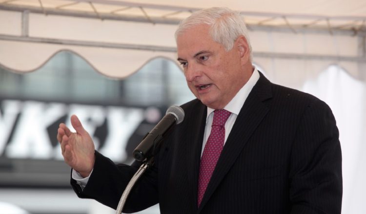 En las últimas encuestas, Ricardo Martinelli aparece liderando la oposición panameña. /Foto Archivo