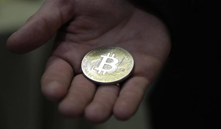 La tecnología que hay detrás del bitcóin, llamada "blockchain" (cadena de bloques) es una "revolución que va a cambiar el mundo". /Foto EFE