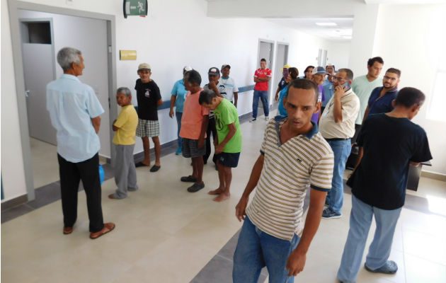 Los han sacado a asolearse. Foto: Zenaida Vásquez.