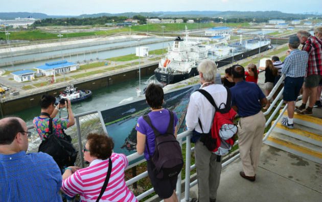 Colón está a tan solo 45 mins de la capital, centro de Agua Clara