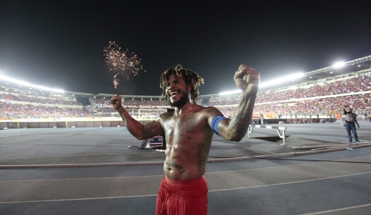 Román Torres celebrando el gol del 10 de cotubre de 2017, que le dio la clasificasión  al Mundial de Rusia 2018. /Foto Anayansi Gamez
