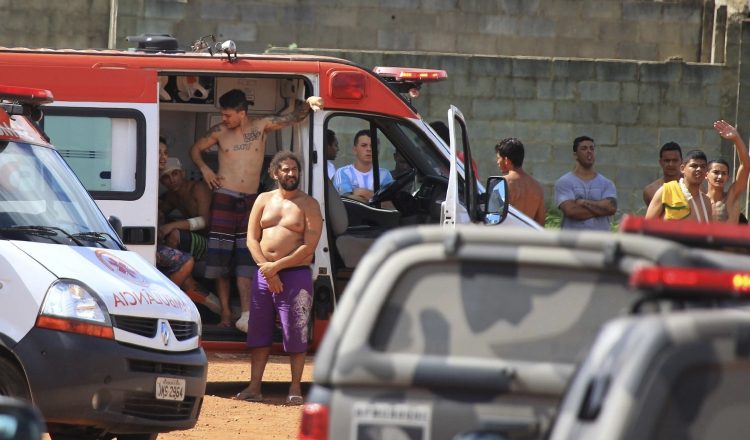 Disturbios entre bandas. /Foto EFE