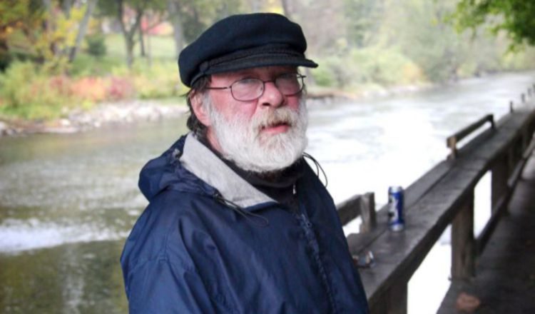 Hace 7 años que vivía en las calles.  /Foto Cordon