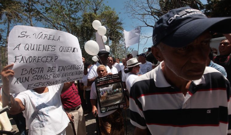 Los pacientes afectados por dietilenglicol han salido a las calles en múltiples ocasiones para exigir justicia y atención por parte del Estado a sus necesidades. /Foto Archivo