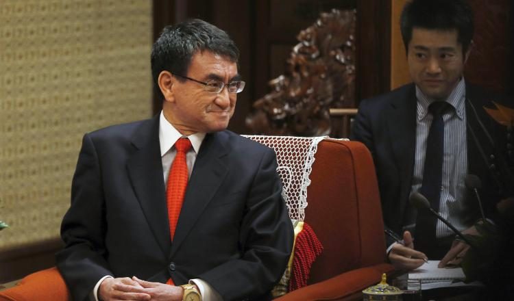 Ministro Taro Kono. AP
