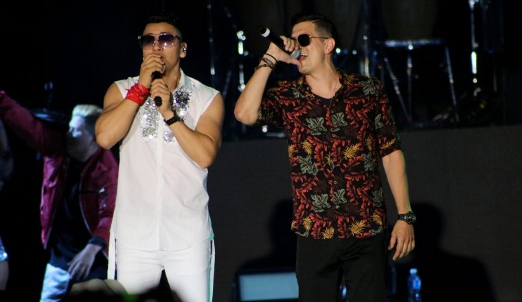 Nigga y Ricky Rick cantaron 'Cerquita de mí'.