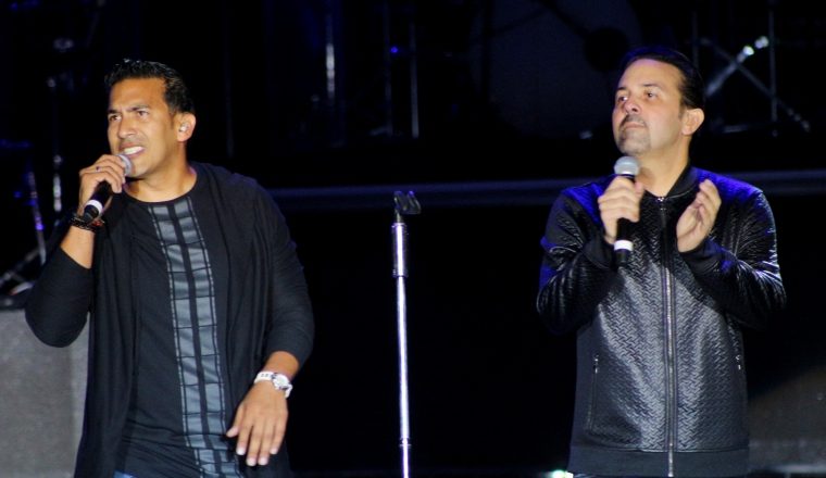 "Los Gaitanes" interpretaron sus temas.