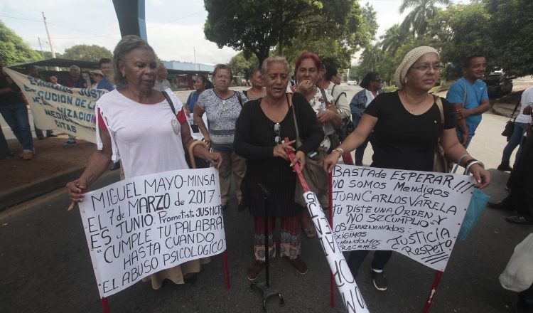 Son incontables las protestas en las calles realizadas por estas personas para exigir justicia. /Foto Archivo