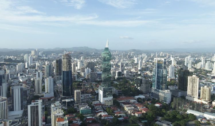 La economía panameña registra cantidad de trabajadores informales, al no tener oportunidad en una empresa estable. /Foto: Panamá América