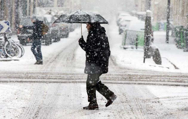 Hay alerta naranja en París. Foto: EFE.
