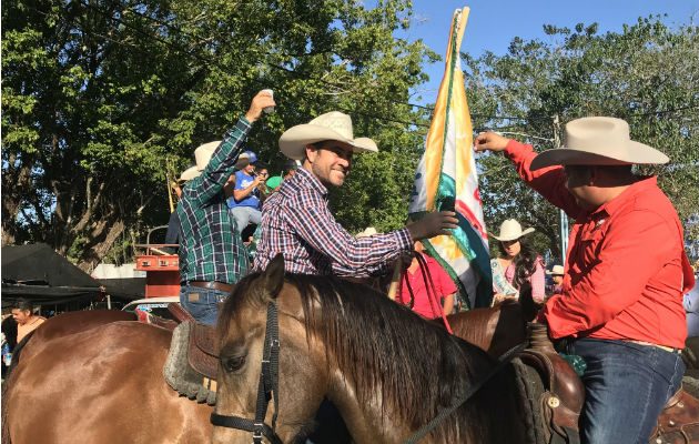 Fue abanderado por el Patronato de la Feria. Foto: Víctor Eliseo Rodríguez. 