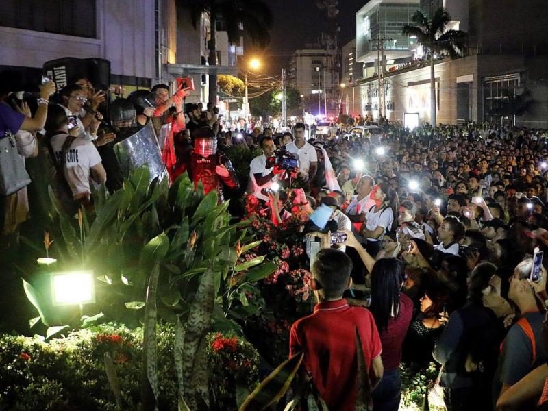 Actos de violencia en cierre de campaña en Colombia. FOTO/EFE