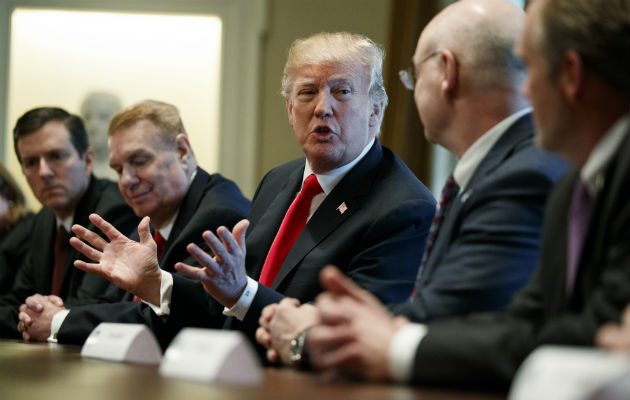 Donald Trump, ha tenido que resolver una serie de conflictos internos. FOTO/AP
