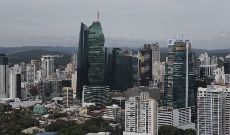Cada vez que la FED aumenta su tasa, va a tener una incidencia en Panamá debido al costo del dinero. /Foto Víctor Arosemena