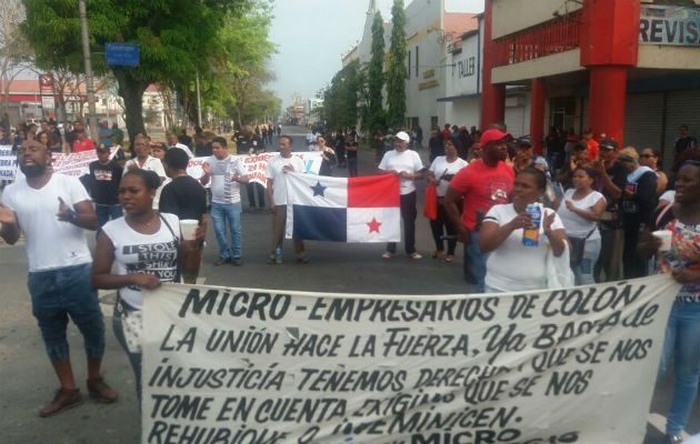 Los pequeños y medianos comerciantes. Fotos: Diómedes Sánchez.