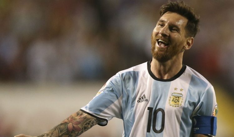 Lionel Messi jugará su cuarta Copa del Mundo con la selección de Argentina. En esta competencia acumula cinco goles. /Foto EFE