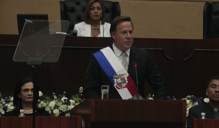 Mucho se ha cuestionado que el presidente Varela no tenga interés en dialogar del tema. /Foto Archivo