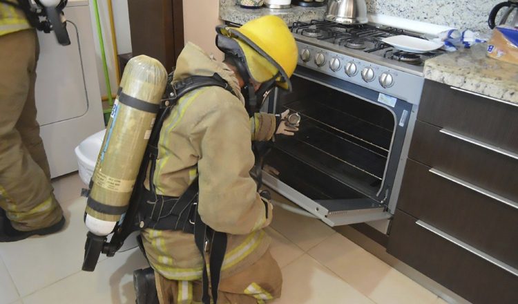 Investigan la muerte de una familia estadounidense en Quintana Roo.