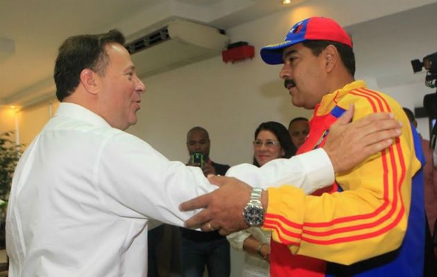 Lista panameña incluyó a 22 funcionarios y 42 empresas.