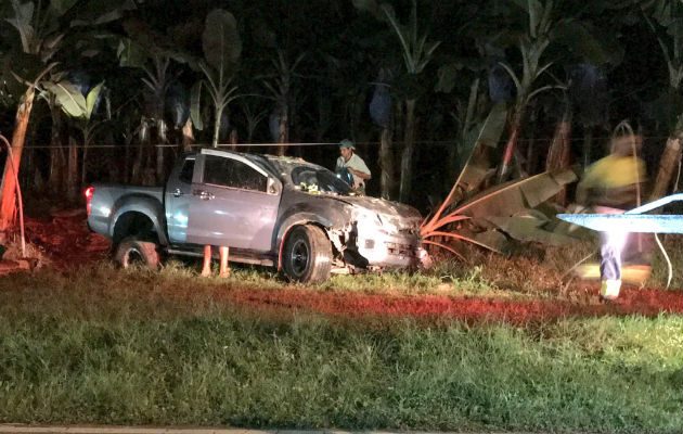 El auto chocó contra unas plantaciones. Foto: Mayra Madrid. 