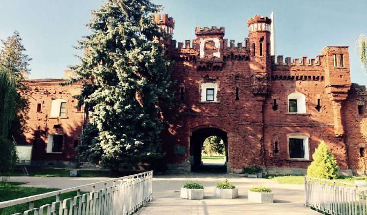 'The Brest Fortress' (La Fortaleza Brest), en Bielorrusia. Icónico e histórico lugar, hoy atracción turística.  HiFive Belarus.