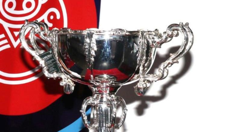 La copa que se entregará al propietario del ganador está valorada en unos 10 mil dólares. /Foto David Beitía