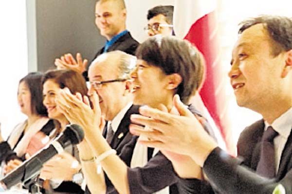 Educadores   irán a China en junio para  intercambio escolar
