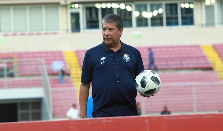 Hernán "El Bolillo" Gómez