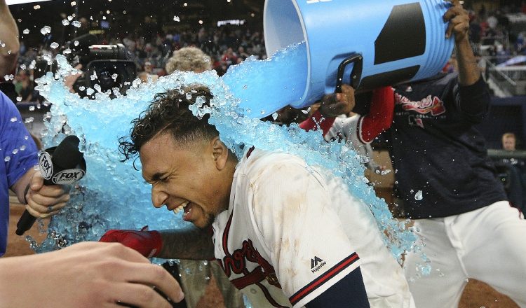 Johan Camargo se llevó los aplausos el martes. /Foto AP