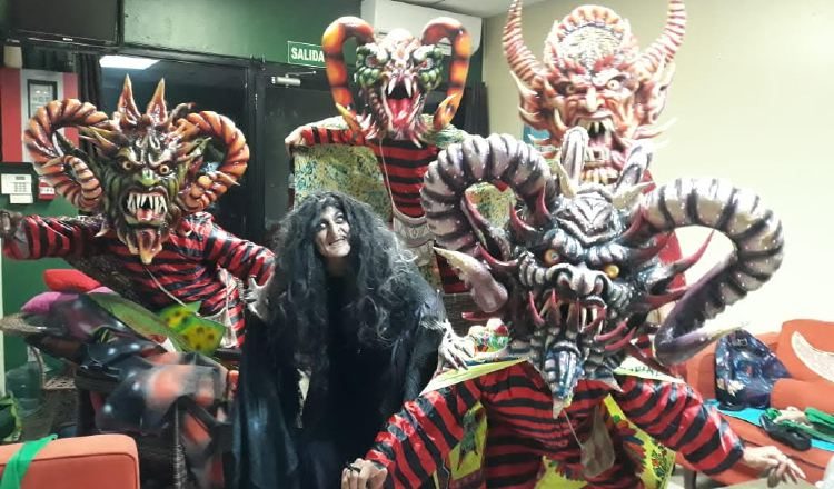 Fabiola Sánchez en el musical. Funciones son de miércoles a domingo. Producción. Diana Abouganem, Ricardo Martino y Lenin Belloso. Cortesía.