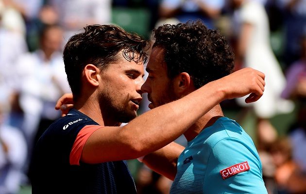 Dominic Thiem y Marco Cecchinato. Foto EFE
