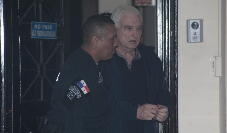 El expresidente Ricardo Martinelli había informado, mediante un manuscrito, que no asistiría a la audiencia debido a que no era instancia competente.