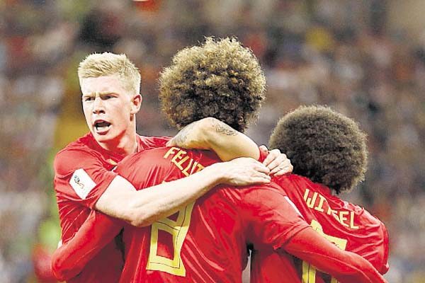 Fellaini y  Chadli fueron cambios efectivos para Bélgica. /Foto EFE