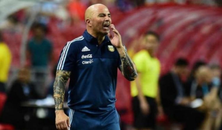 Antes, dirigirá a la sub-20 de Argentina en un torneo. Archivo