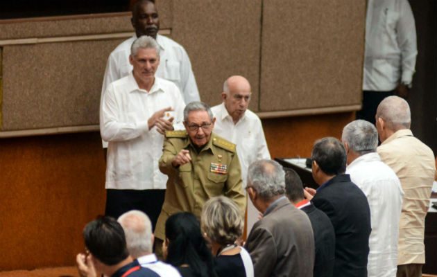 En el ámbito económico, la nueva propuesta constitucional refleja este propósito al mencionar solo el "socialismo" como política de Estado.