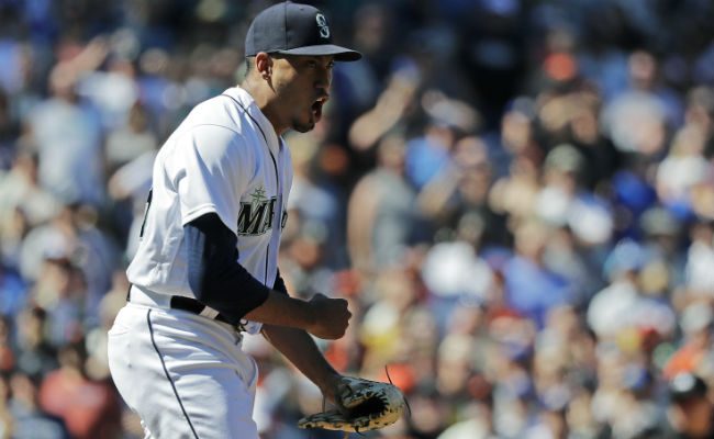 Edwin Díaz sigue afianzándose como líder en las Grandes Ligas en salvamentos al conseguir su número 39. Foto:AP