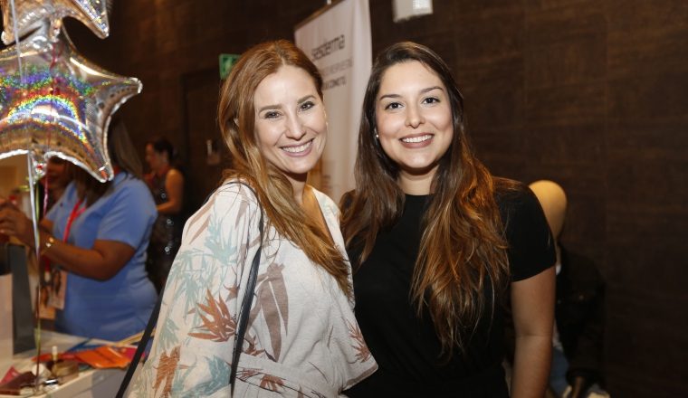 3.  Ana Carina Smith y Gina Praceschi.