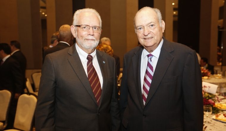 4.  Jorge Arosemena y Roberto Motta Alvarado.
