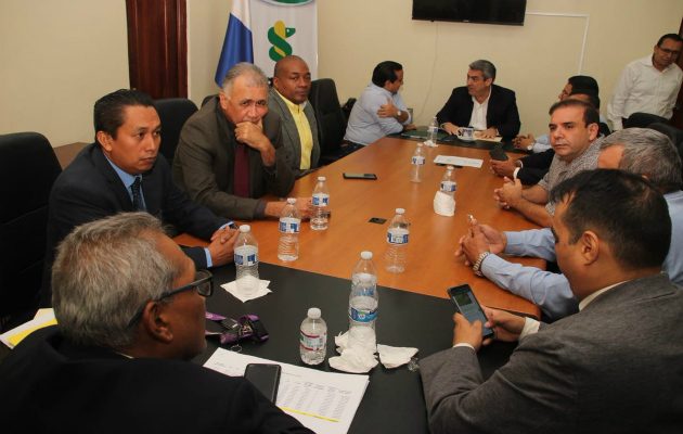 La reunión tuvo una duración de tres horas. / Cortesía: @MINSA_Panama