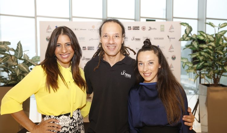 1.  Mónica Contreras, Edwin Borden y Eleonora D' Allasta.