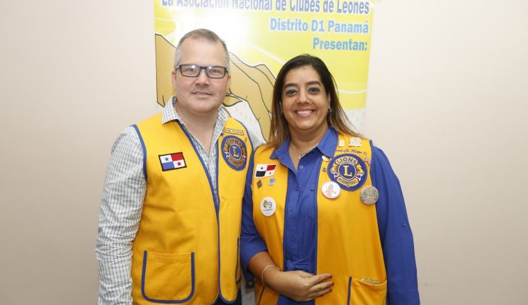 4.  Alex de Ycaza y Desirée Matos.