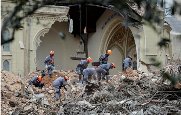 Las llamas devoraron durante seis horas el Museo Nacional. Foto: EFE