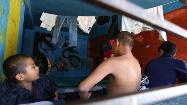 El incremento de suicidios se ha dado en todo el mundo y en buena medida se debe a la "vulnerabilidad de la adolescencia, cuando los jóvenes están en formación de su identidad". FOTO/EFE