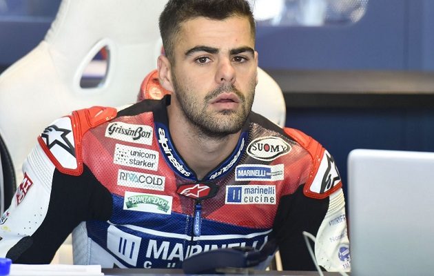 Fenati  dice que no actuó como un hombre.